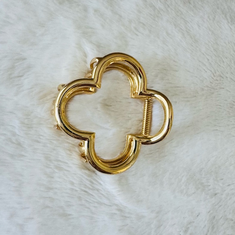 Gold Clover Hair Claw Clip - Picture 2 of 7